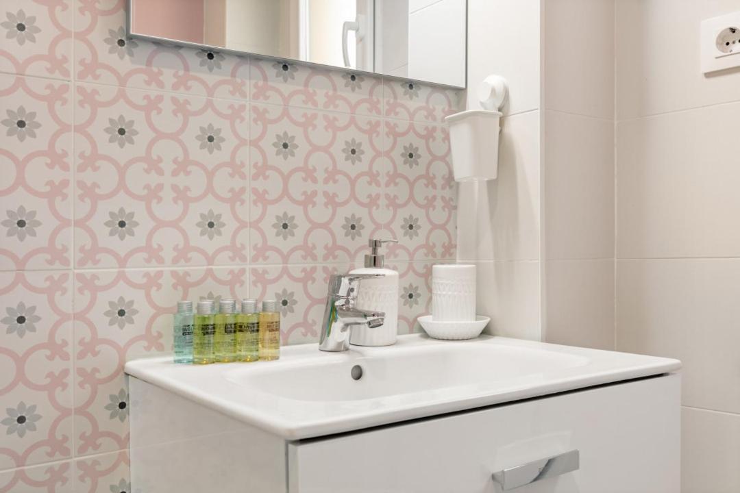2 Bedrooms 1 Bathroom Furnished - Las Letras - Bright - Mintystay 마드리드 외부 사진