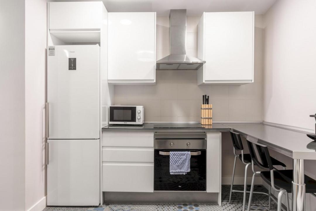 2 Bedrooms 1 Bathroom Furnished - Las Letras - Bright - Mintystay 마드리드 외부 사진